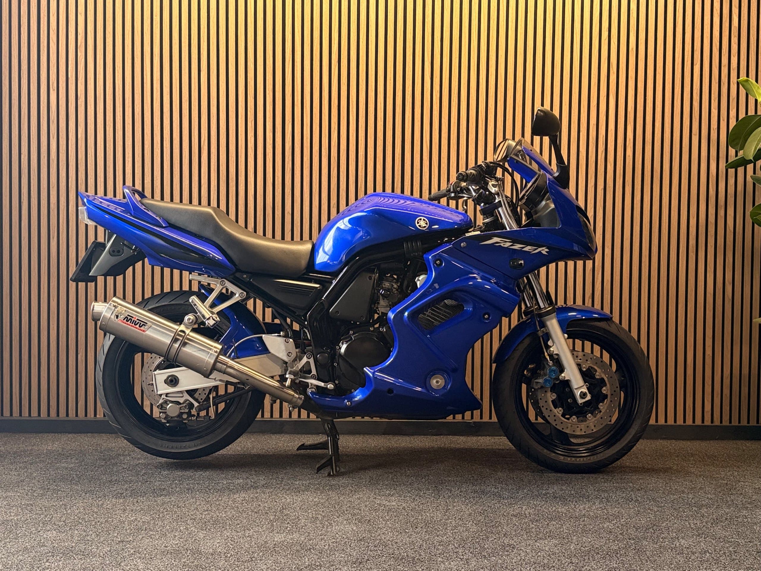 Yamaha FZR 600 Fazer A2 mogelijk foto 1